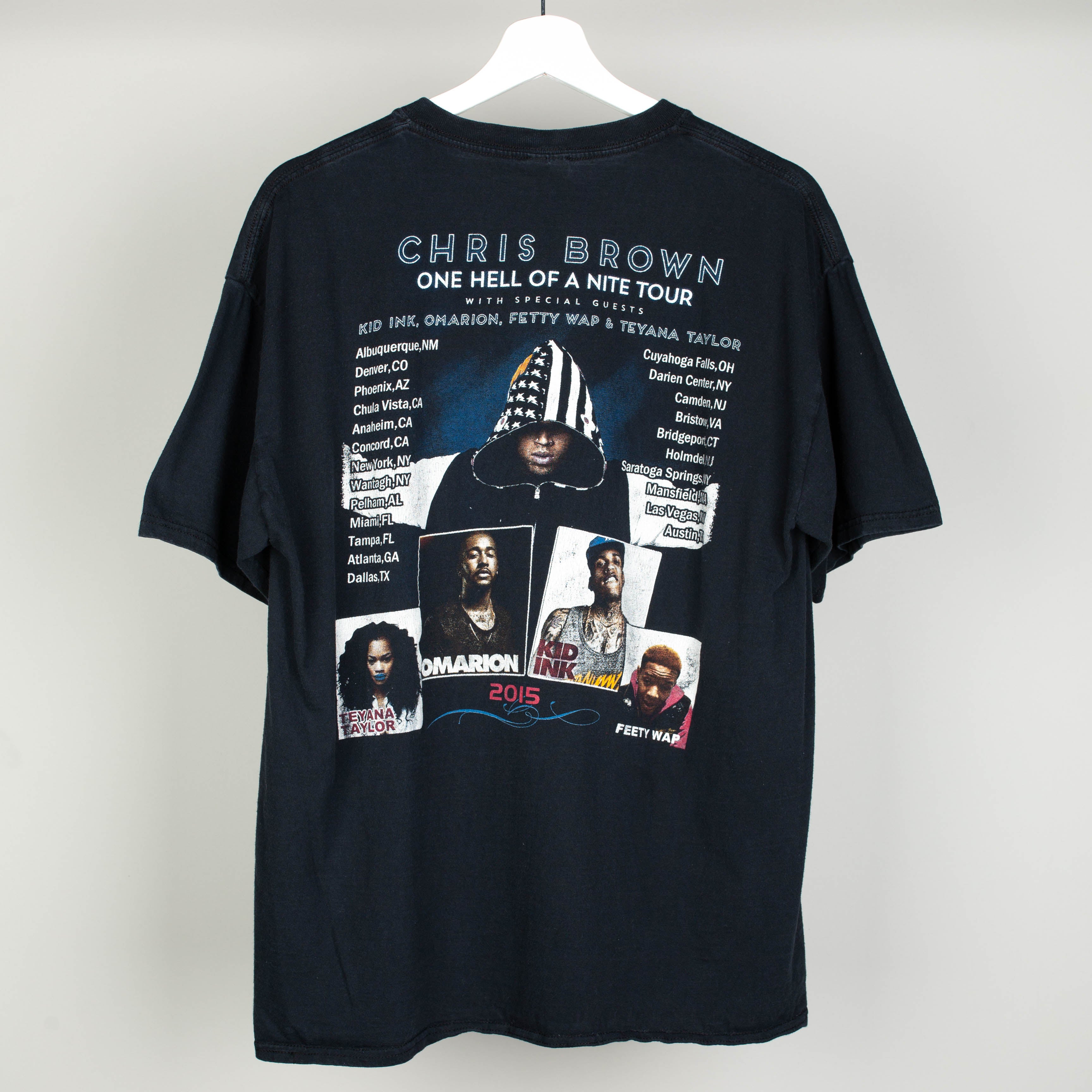 2015 Chris Brown One Hell of A Night Tour T-Shirt Size M