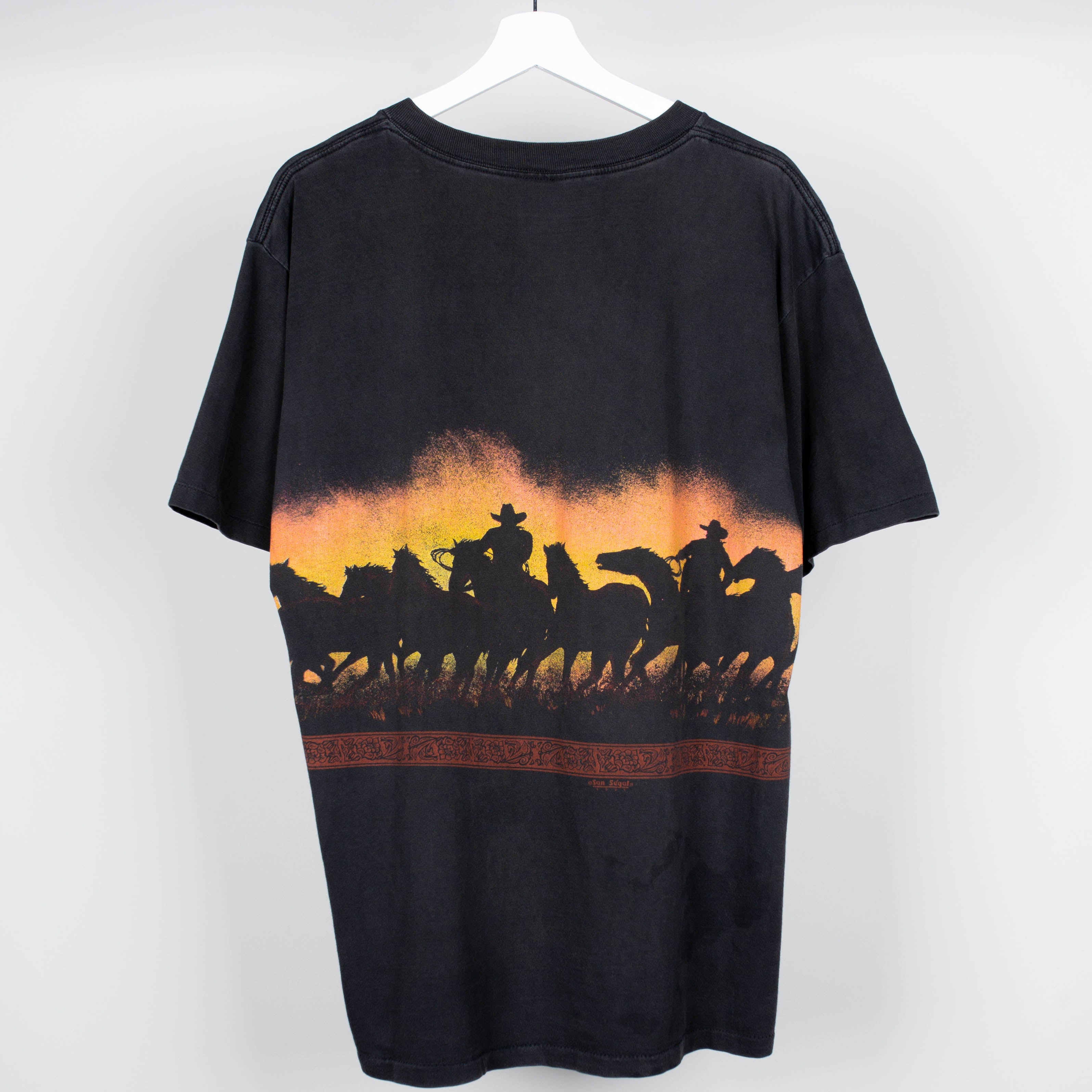 1991 Desert Cowboy silohutte T-Shirt Size XL