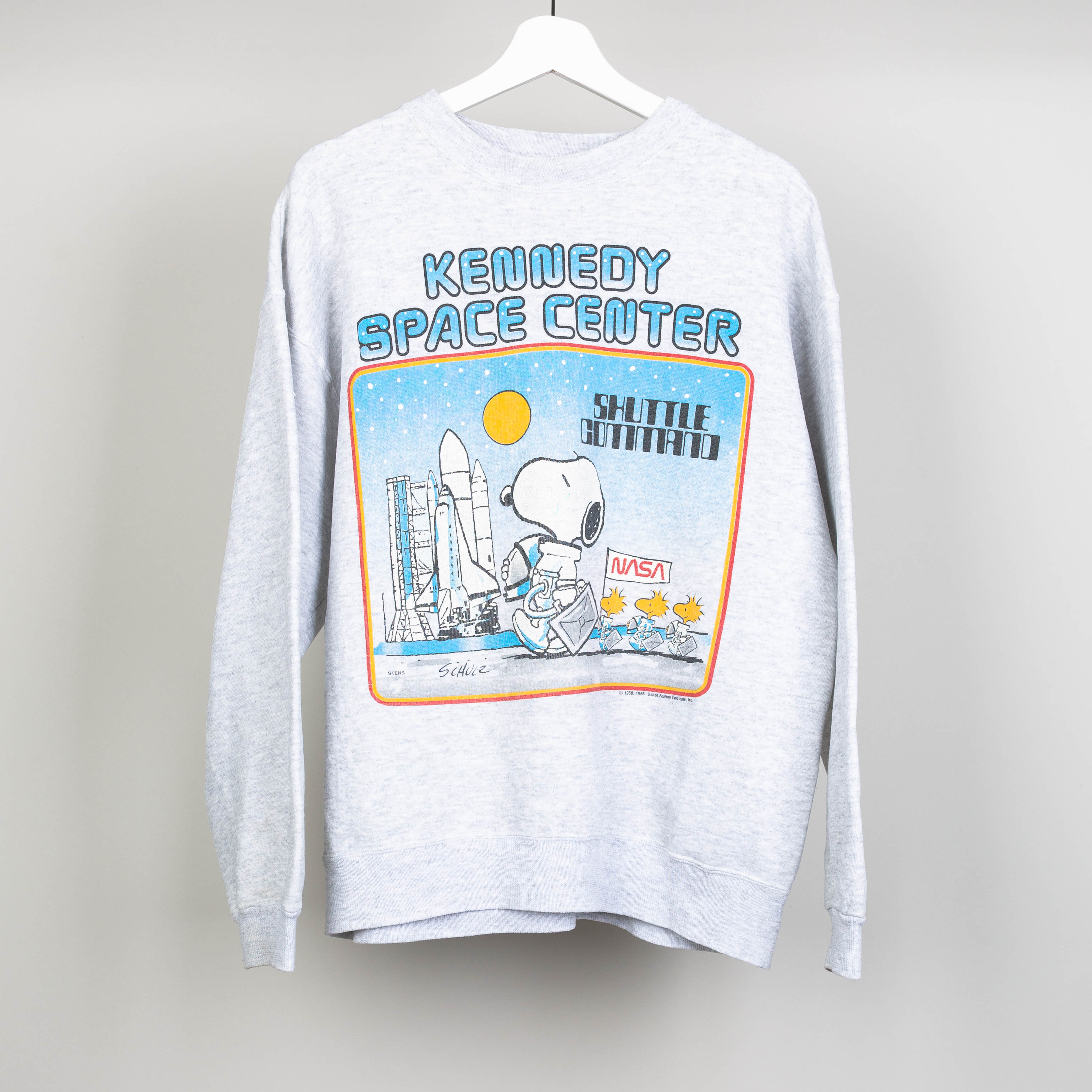 90's Snoopy Kennedy Space Center Crewneck Sweatshirt Size L