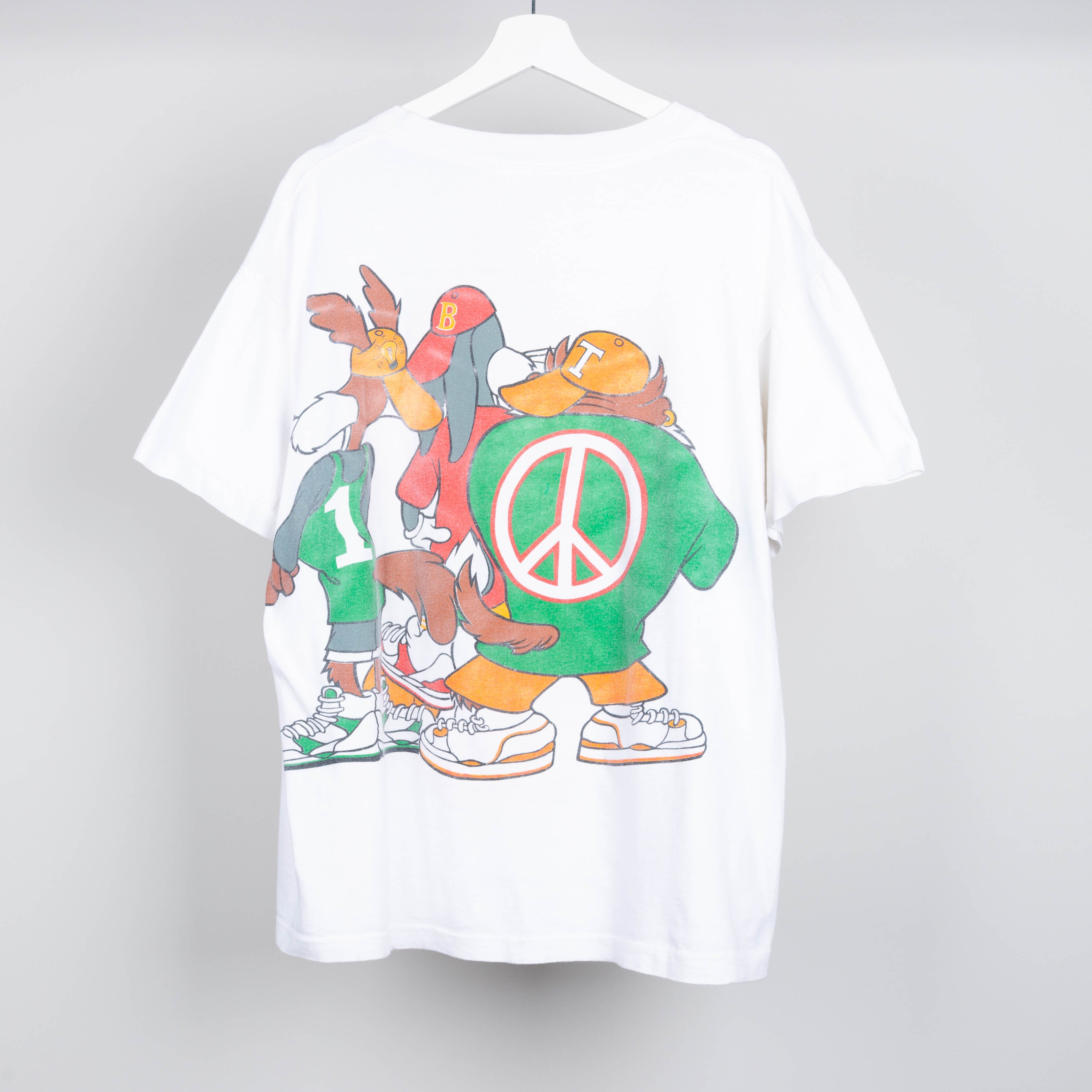90's Bugs Bunny Basketball T-Shirt Size XL