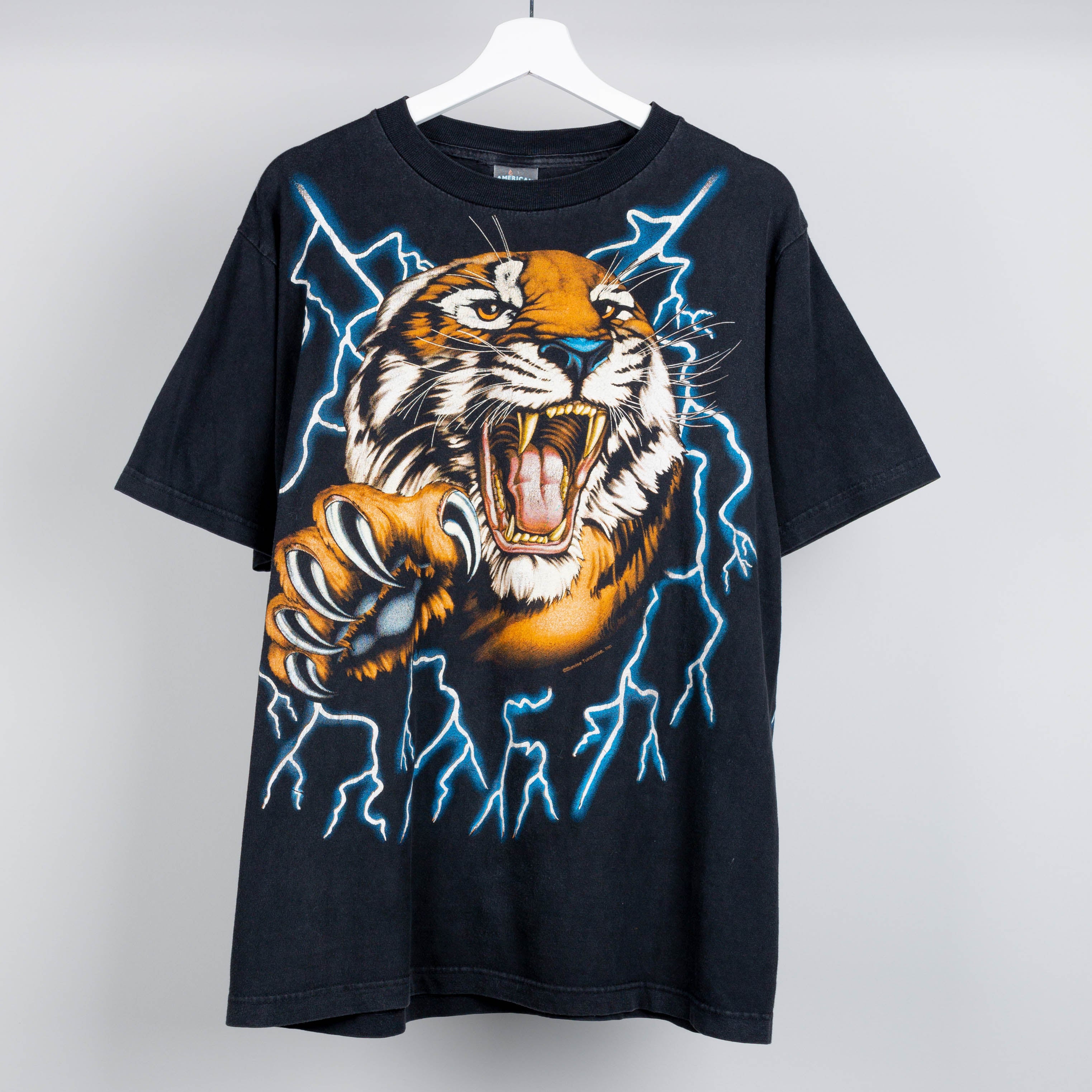 90's American Thunder Tiger T-Shirt Size L