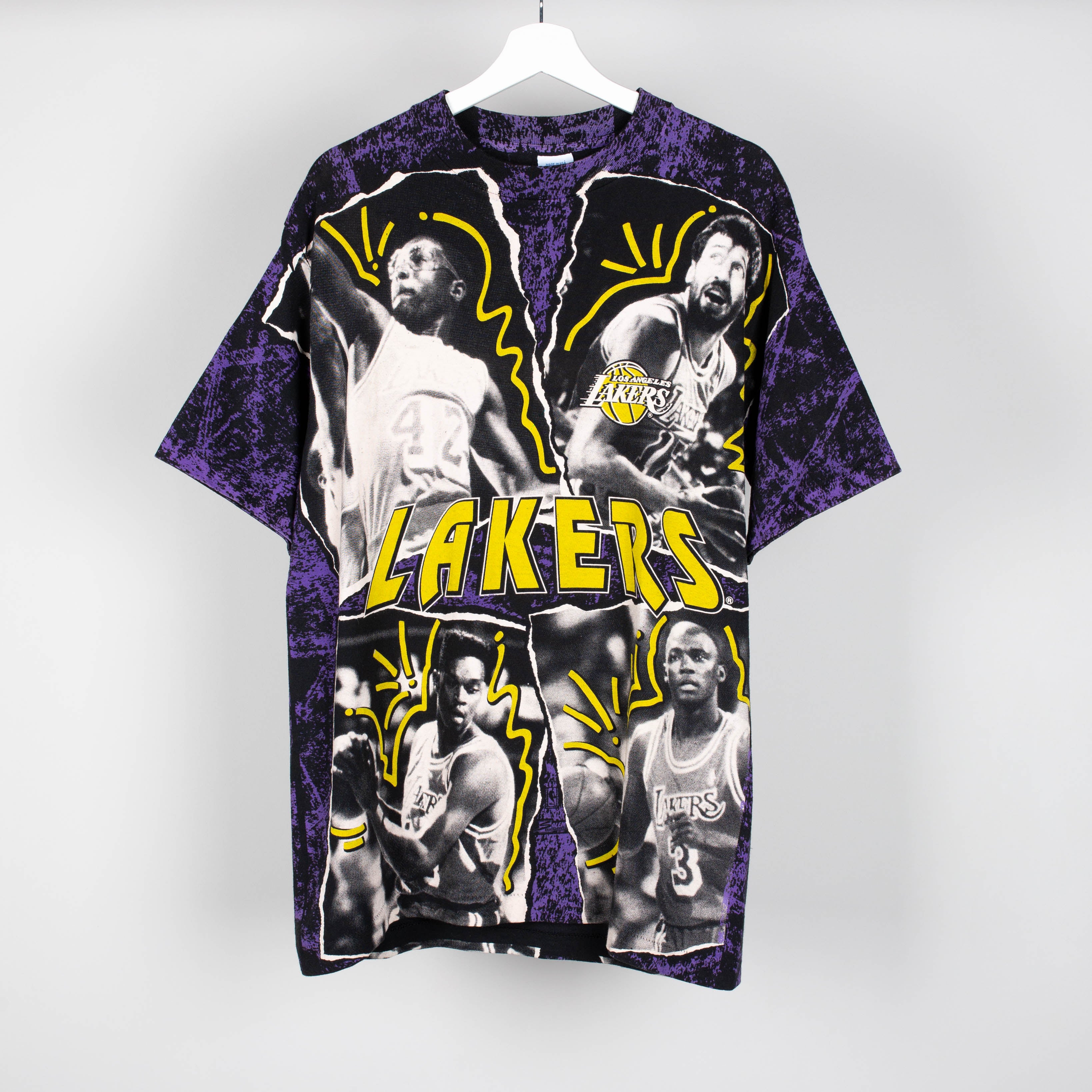 90's All Over Print Lakers T-Shirt Size L