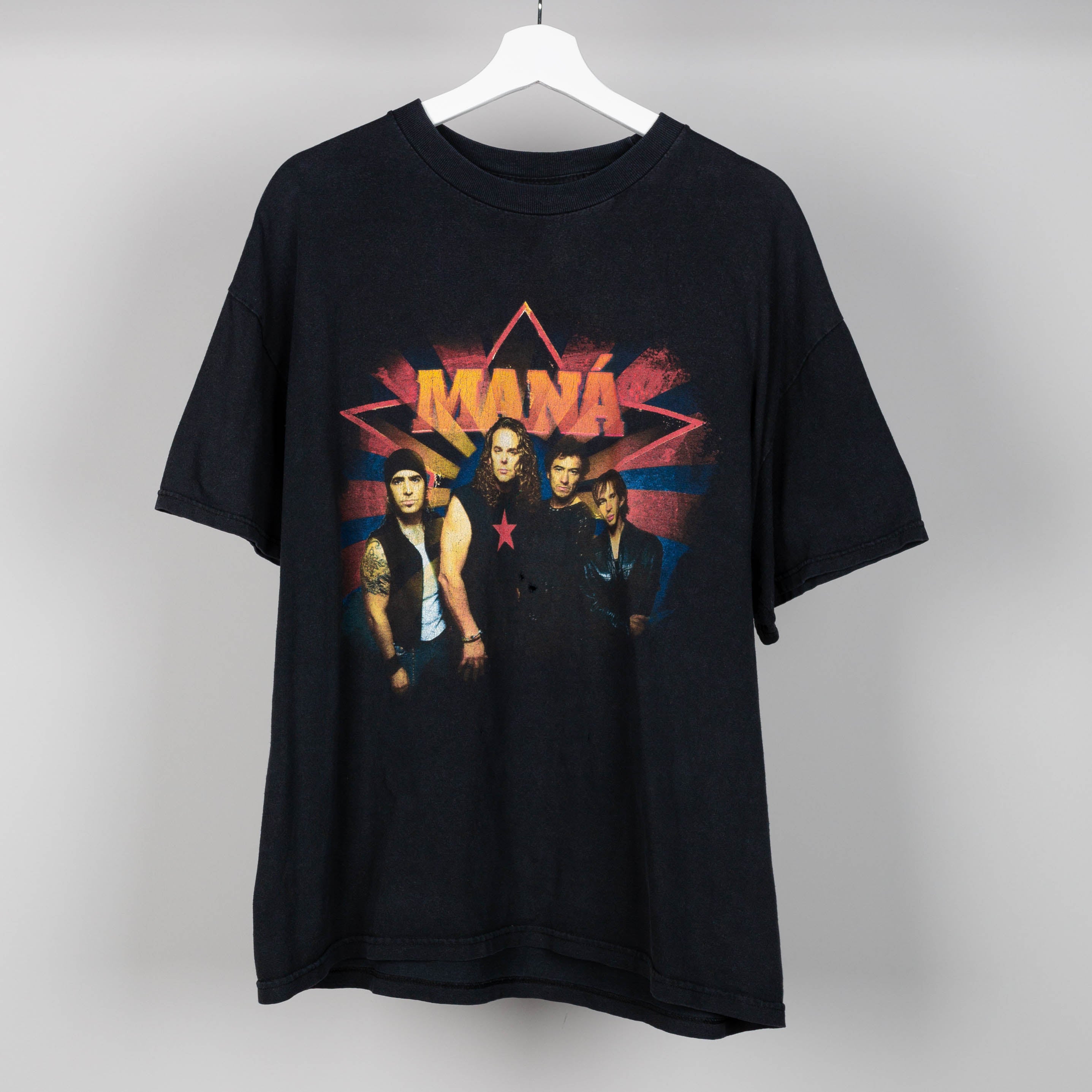 2002 Mana Tour T-Shirt Size XL